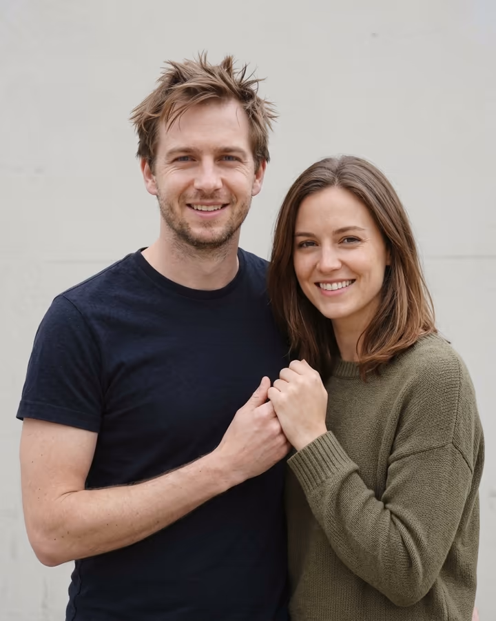 Add Girlfriend to Photo example